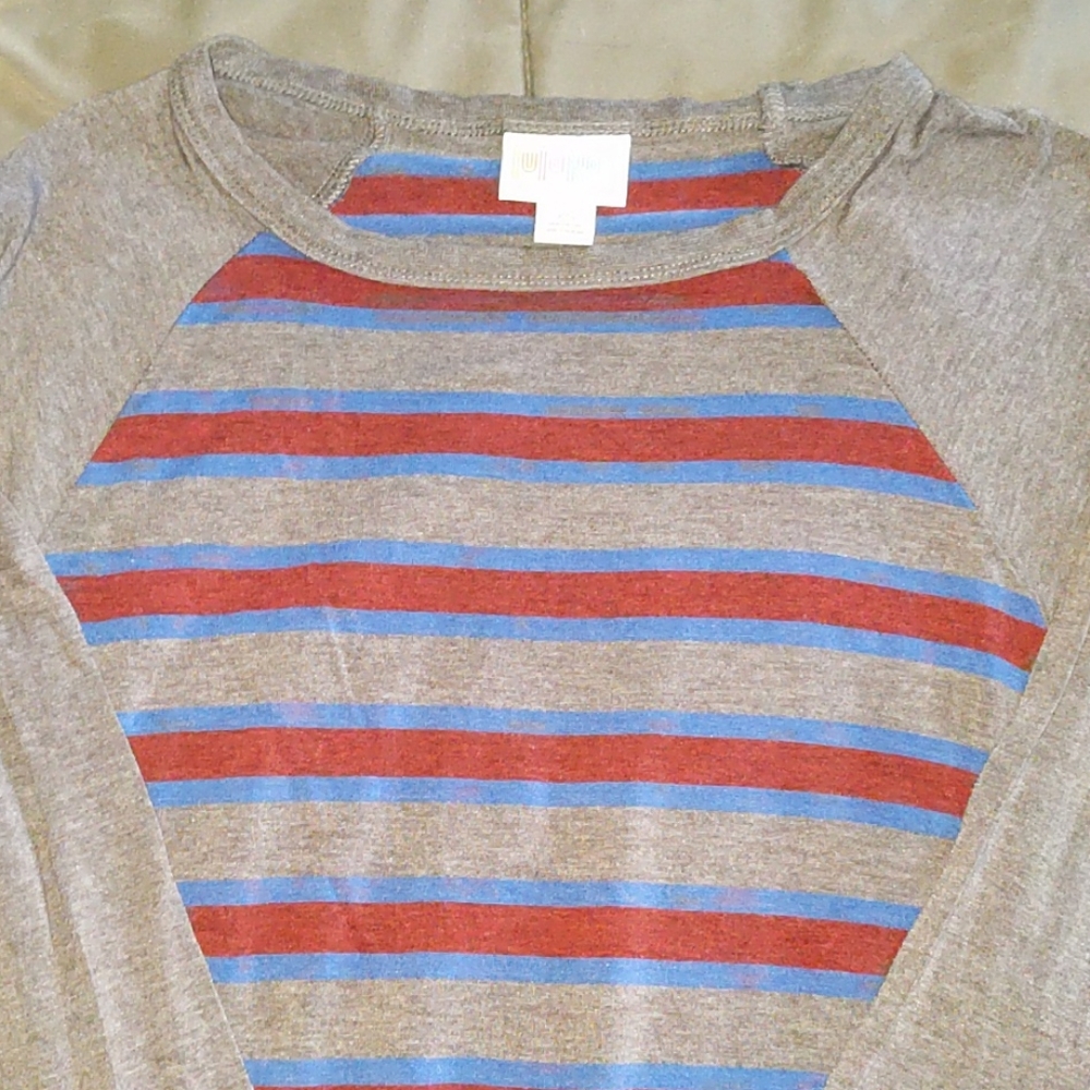 Lularoe Randy top - Picture 2 of 2